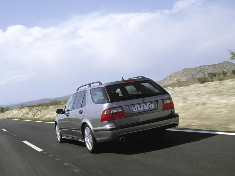  Saab 9-5 Aero Wagon 2002 года  (фото 15 из 16)